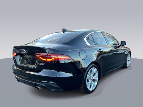 Used 2020 Jaguar XE S RWD image 3