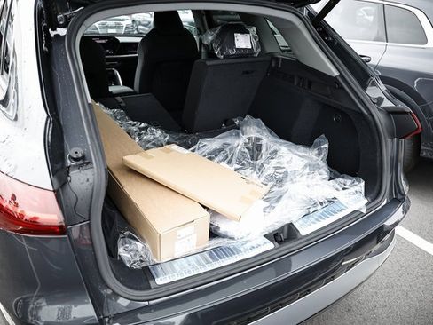 New 2025 Audi Q5 Prestige image 35