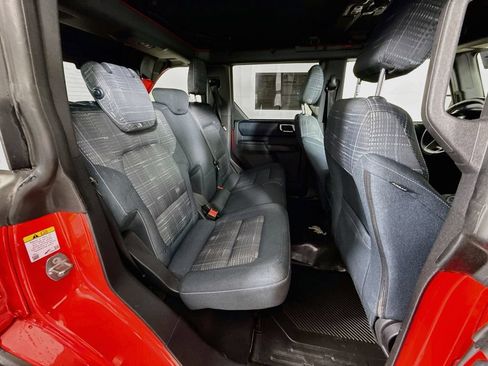 Certified 2023 Ford Bronco Heritage Edition AWD/4WD image 5