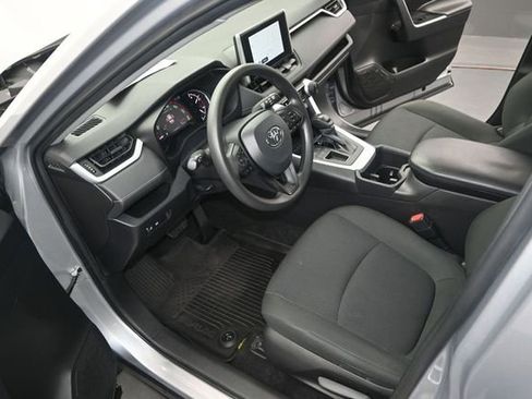 Used 2024 Toyota RAV4 LE FWD image 6