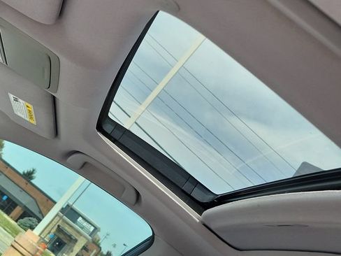 Used 2019 Honda Accord Touring image 22