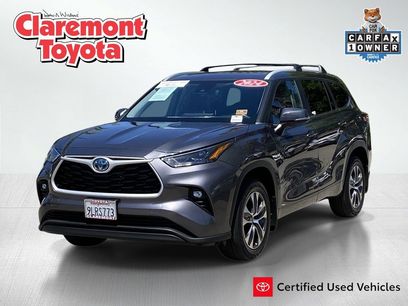 Certified 2024 Toyota Highlander XLE