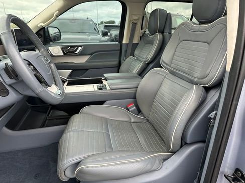 Used 2023 Lincoln Navigator L Black Label image 24
