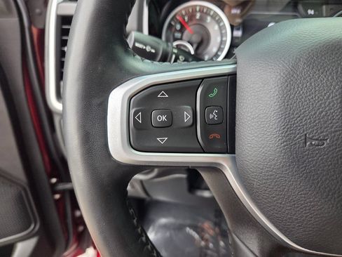 Used 2022 RAM 1500 Big Horn AWD/4WD image 32