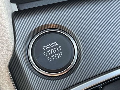 New 2026 Kia Sportage EX image 35