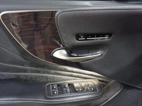Used 2018 Lexus LS 500 AWD w/ Luxury Package image 3