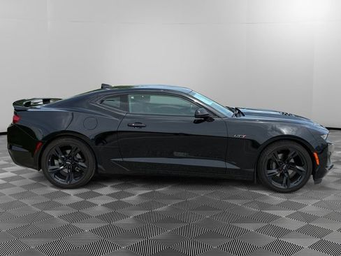 Used 2020 Chevrolet Camaro LT RWD image 6