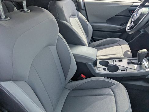 Used 2025 Subaru Crosstrek 2.0i Premium image 10