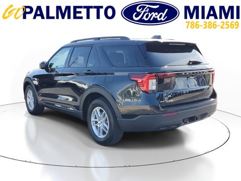 New 2026 Ford Explorer Active image 4