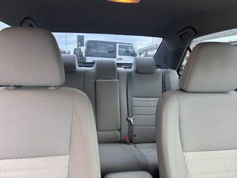 Used 2017 Toyota Camry LE image 50