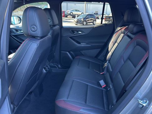 New 2026 Chevrolet Equinox RS w/ Convenience Package III FWD image 9