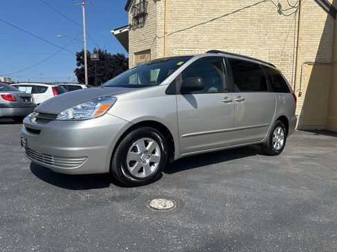 Used 2004 Toyota Sienna LE FWD image 1