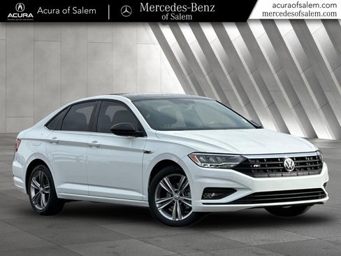 Used 2021 Volkswagen Jetta R-Line image 1