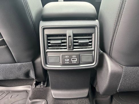 Certified 2026 Subaru Forester Premium AWD/4WD image 34