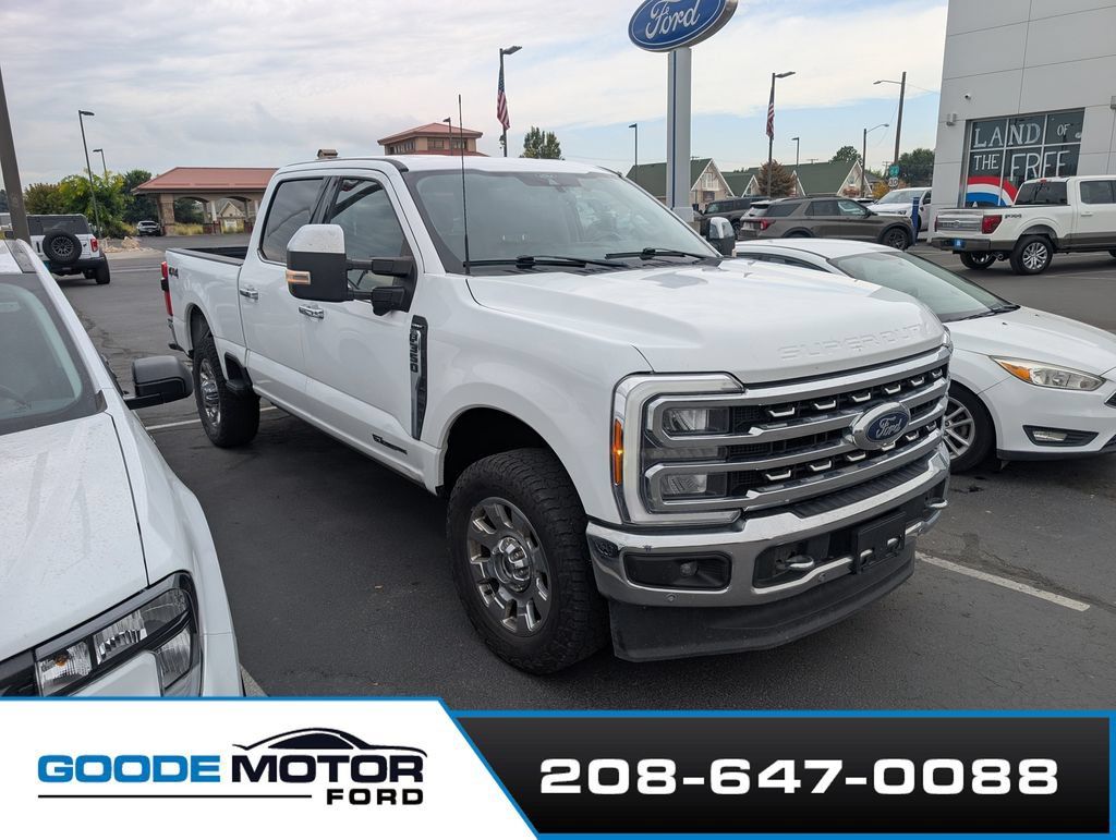 Used 2023 Ford F350 Lariat w/ Lariat Ultimate Package AWD/4WD image 1