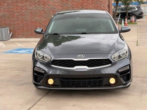 Used 2021 Kia Forte LXS image 2