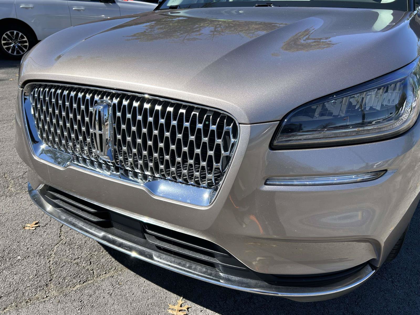 Certified 2020 Lincoln Corsair FWD w/ Equipment Group 101A image 10
