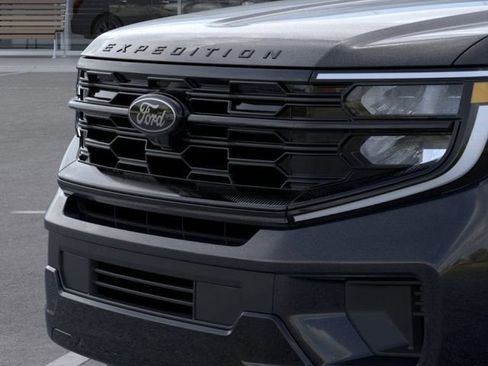 New 2025 Ford Expedition Platinum w/ Stealth Performance Package image 17