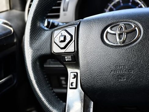 Used 2019 Toyota 4Runner Limited AWD/4WD image 23