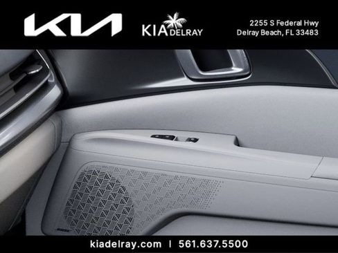 New 2026 Kia Carnival SX Prestige FWD image 25