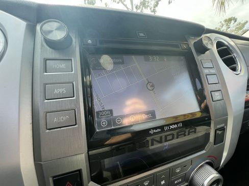 Used 2014 Toyota Tundra Limited w/ Limited Premium Package image 30