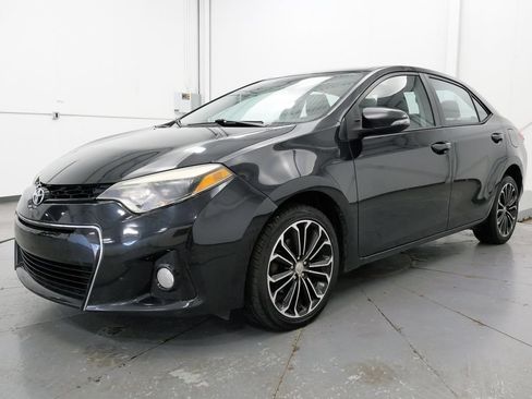 Used 2016 Toyota Corolla L FWD image 3