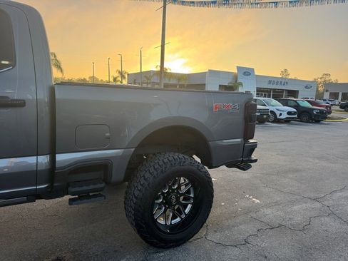 Used 2024 Ford F350 Platinum w/ FX4 Off-Road Package image 26