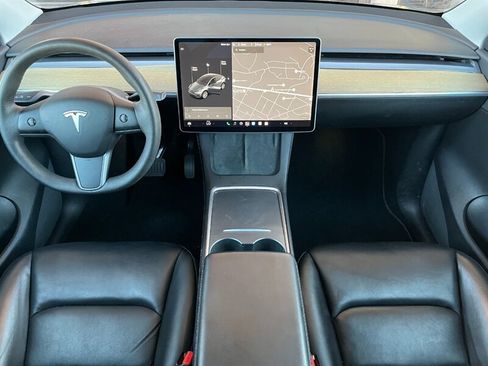 Used 2021 Tesla Model Y Long Range AWD/4WD image 5