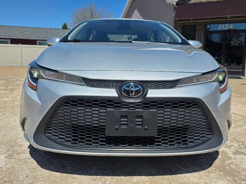 Used 2022 Toyota Corolla LE FWD image 23