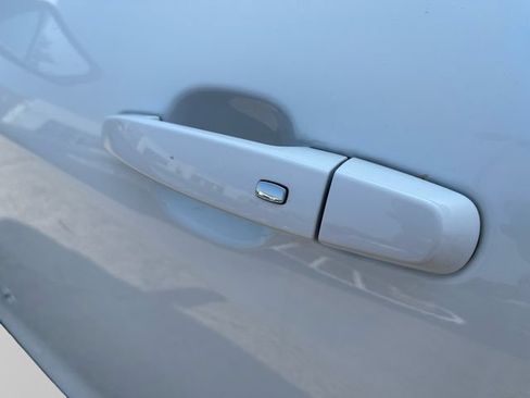 Used 2023 Chevrolet Equinox LT AWD/4WD image 15