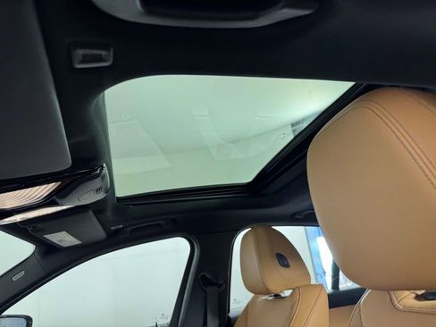 Used 2023 BMW 330i xDrive Sedan w/ Driving Assistance Package image 31