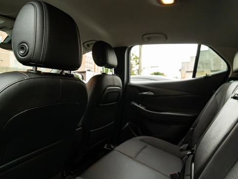Used 2022 Buick Encore GX Select w/ Sport Touring Package AWD/4WD image 19