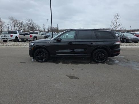 Used 2023 Lincoln Aviator Reserve w/ Equipment Group 201A image 4