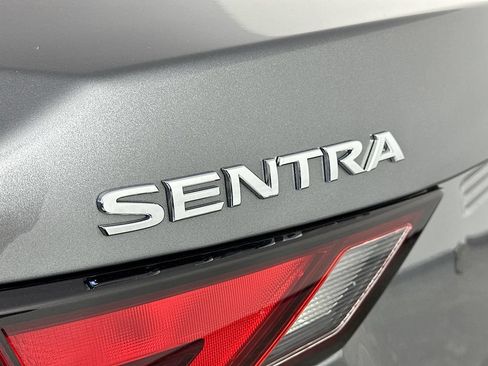 Used 2025 Nissan Sentra SV FWD image 28