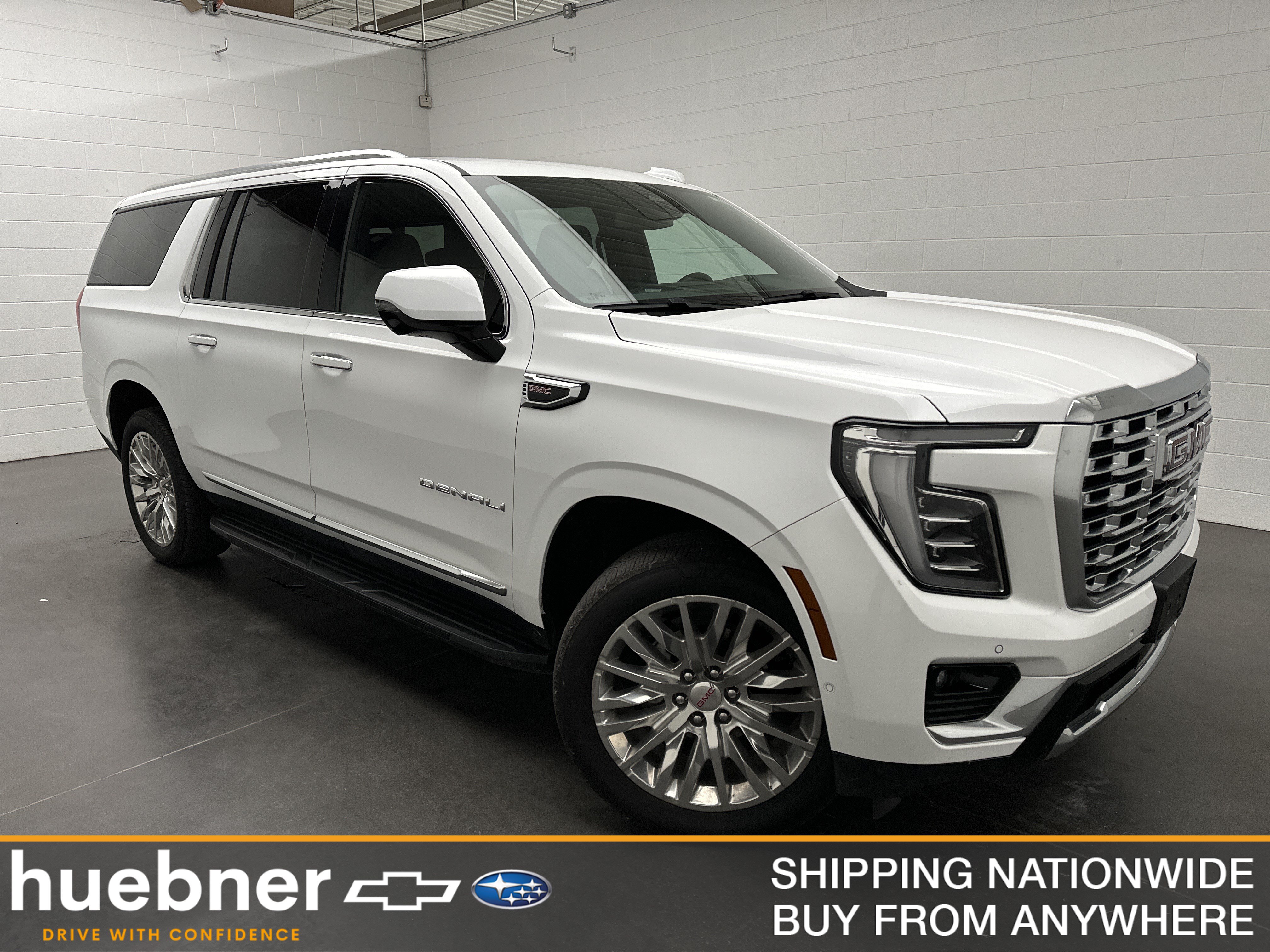 Used 2025 GMC Yukon XL Denali AWD/4WD image 1