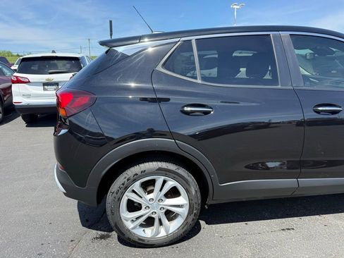 Used 2022 Buick Encore GX Preferred w/ Cold Weather Comfort Package AWD/4WD image 27