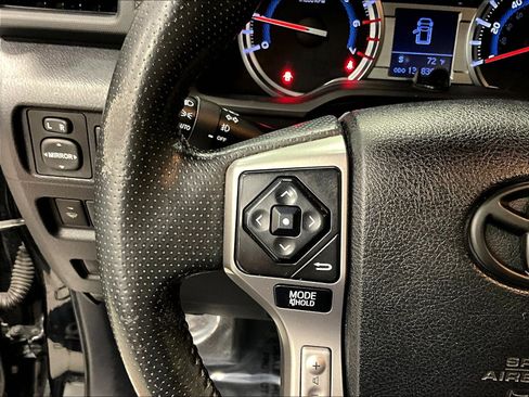 Used 2014 Toyota 4Runner Limited AWD/4WD image 11