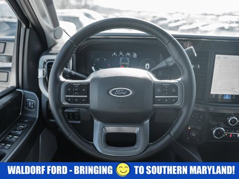 Used 2025 Ford F350 Lariat w/ Chrome Package image 37