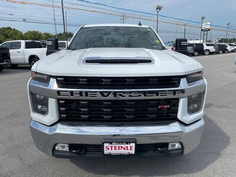 Used 2023 Chevrolet Silverado 2500 LT w/ Convenience Package AWD/4WD image 2