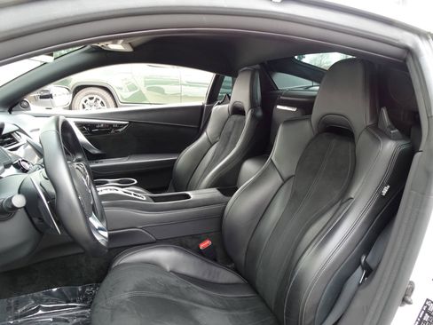 Used 2017 Acura NSX image 11