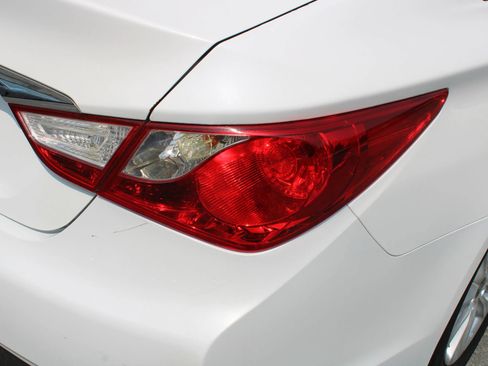 Used 2014 Hyundai Sonata GLS FWD image 30