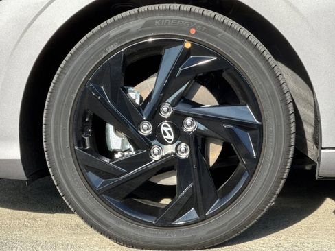 New 2026 Hyundai Elantra SEL Sport Premium FWD image 30