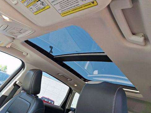 Used 2018 Ford Escape SEL w/ Ford Safe & Smart Package image 14