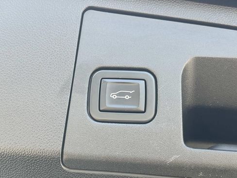 Used 2020 Cadillac XT4 Sport AWD/4WD image 13