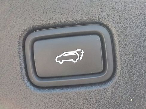 Used 2023 Hyundai Tucson Limited image 30