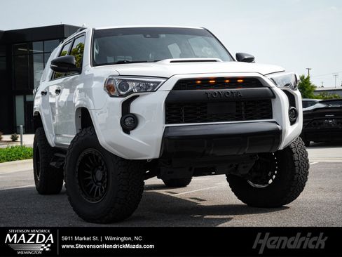Used 2021 Toyota 4Runner Venture w/ Moonroof Package AWD/4WD image 1