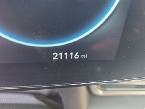 Used 2024 Hyundai Elantra SEL FWD image 11