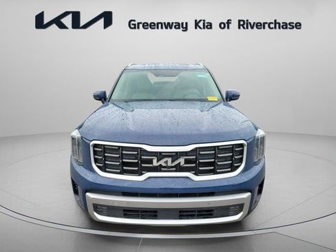 Used 2023 Kia Telluride SX FWD image 2