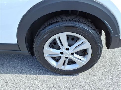 Certified 2024 Nissan Kicks S image 4