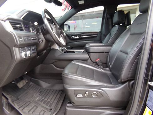 Used 2021 GMC Yukon Denali w/ Denali Ultimate Package AWD/4WD image 57